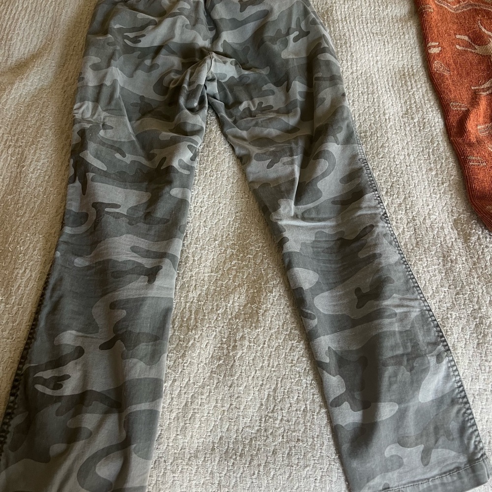 GAP Camouflage Trousers - Gray